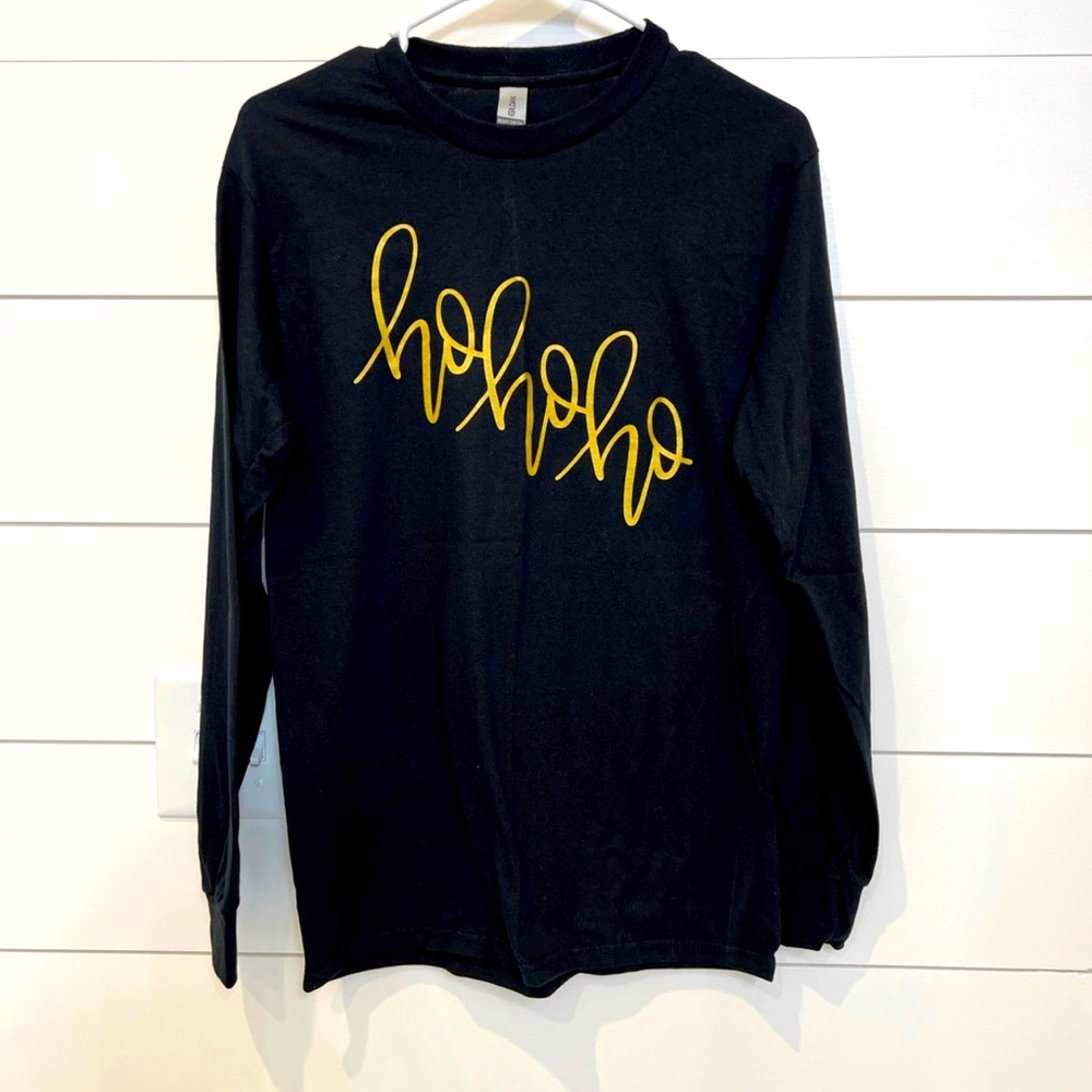 Christmas graphic tees women size small